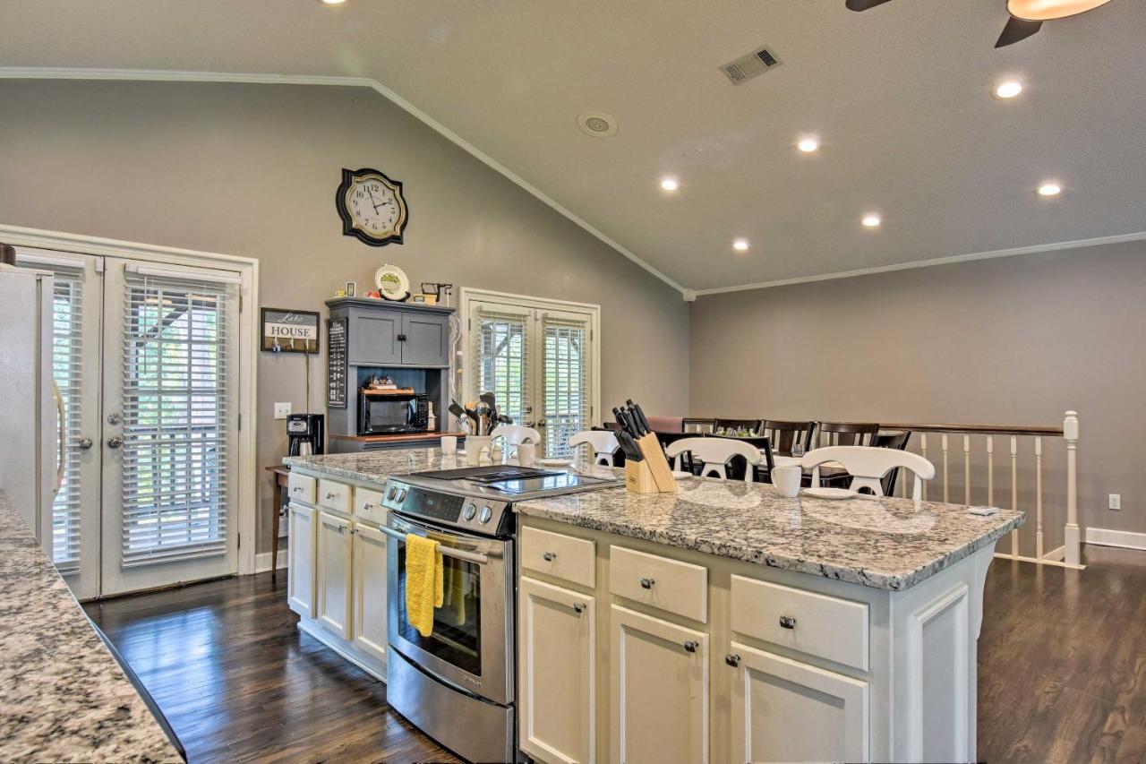 Hot Springs Home On Lake With Private Boat Dock! Luaran gambar