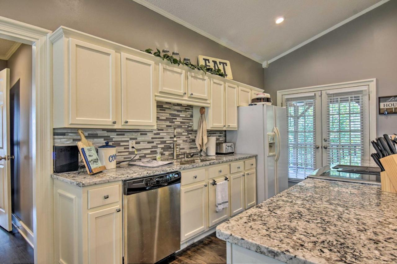 Hot Springs Home On Lake With Private Boat Dock! Luaran gambar